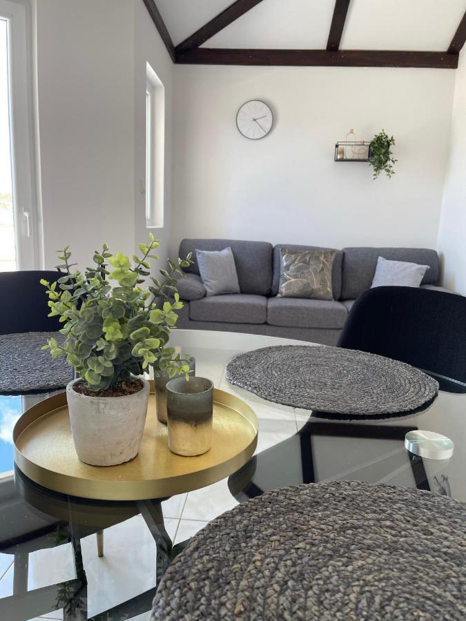 Apartment Eleni Шибеник Экстерьер фото